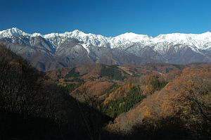 hakuba_sirasawatouge_kitaarupusu001_n.jpg