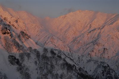 白馬村　遠見尾根　唐松岳の朝焼け2/3