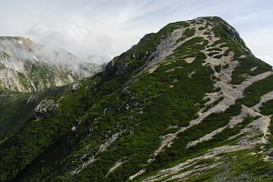 不帰嶮縦走路より　不帰嶮二峰の南峰8/20