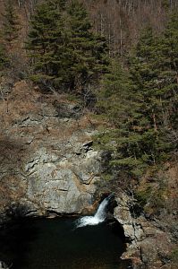 箱瀬の滝　北相木村　箱瀬2/25-1