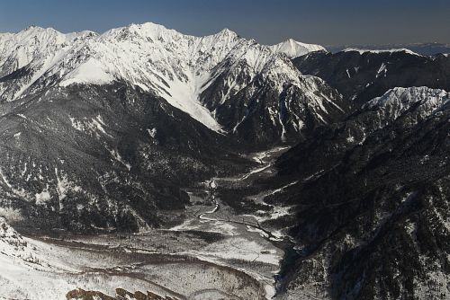 上高地と穂高連峰2/26