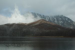 nagano_togakusi_kagamiike_togakusiyama002_n.jpg