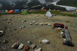 富山県立山町　雷鳥沢にて　我家はここにしよう8/3